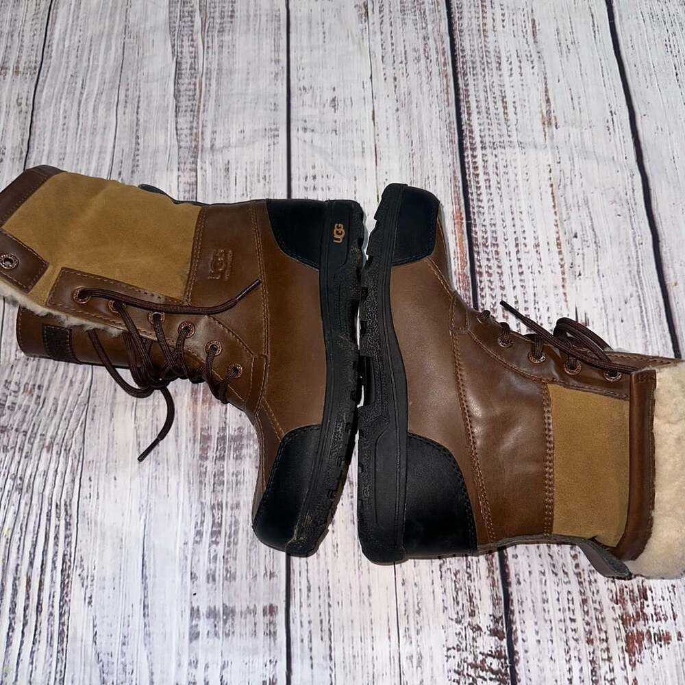 UGG Butte II Winter Boots Brown Leather Kids 4